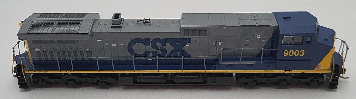 Athearn 4918 HO Scale CSX C44-9W Powered Diesel Locomotive #9003 EX/Box