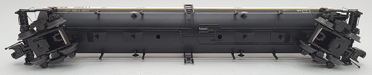 MTH 20-96729 O BNSF 20K Gallon 4-Compartment Tank Car #99911 LN/Box