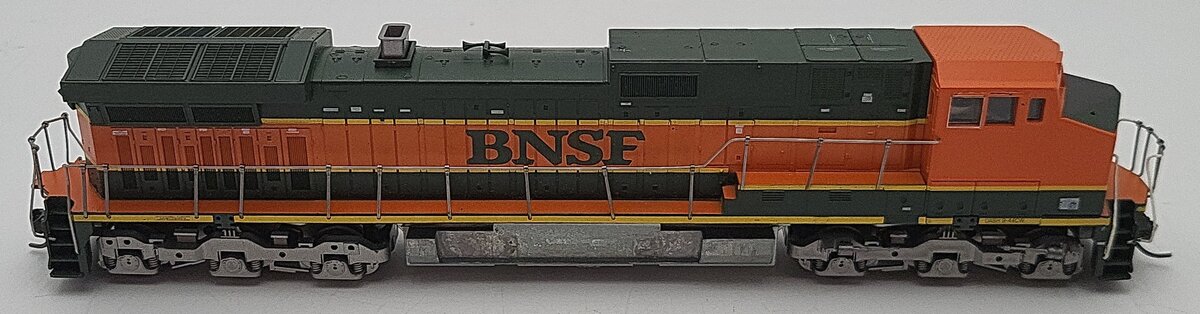 Athearn 4939 HO BNSF C44-9W Power Diesel Locomotive EX/Box
