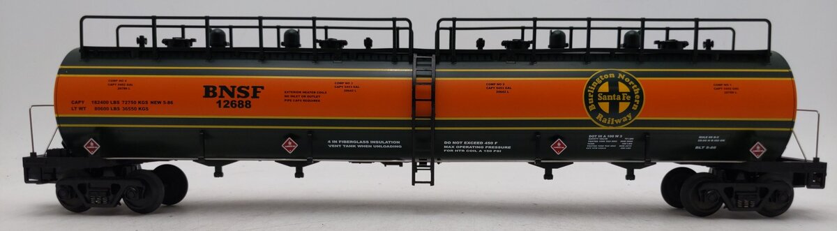 MTH 20-96010 O Gauge BNSF 20K Gallon 4-Compartment Tank Car #12688 LN/Box