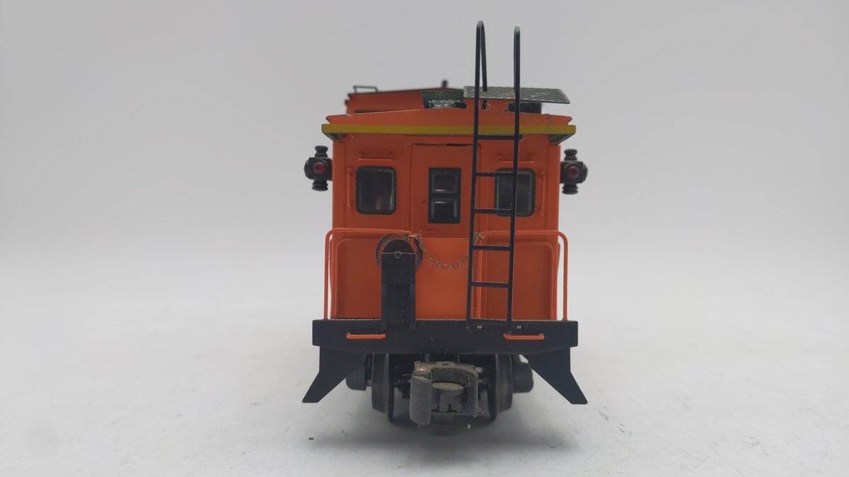 K-Line K613-1171 BNSF Extended Vision Caboose (3-Rail)/Box