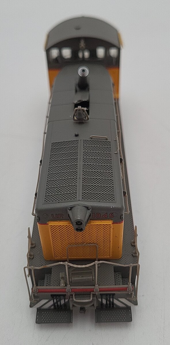Life Like 7898 N Scale Union Pacific Diesel Locomotive #1846