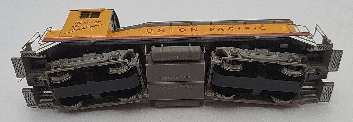 Life Like 7898 N Scale Union Pacific Diesel Locomotive #1846