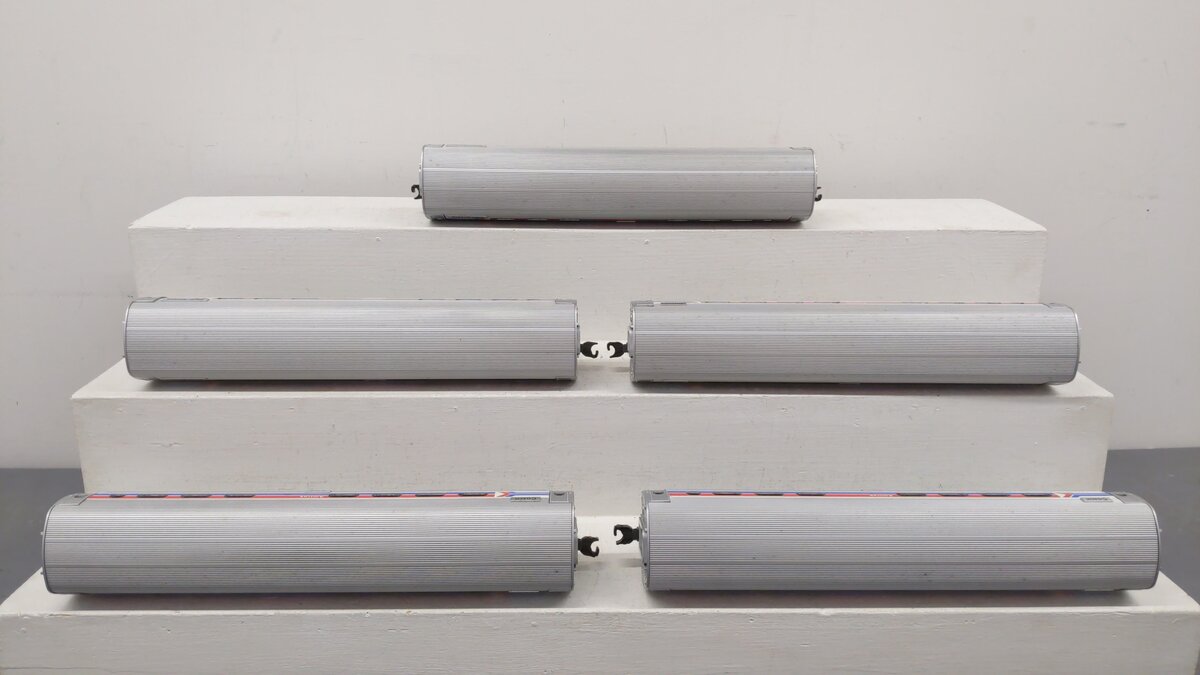 Williams O Amtrak Metro-Liner Passenger Car Set 880, 881, 882, 883, 884 (5) EX/Box