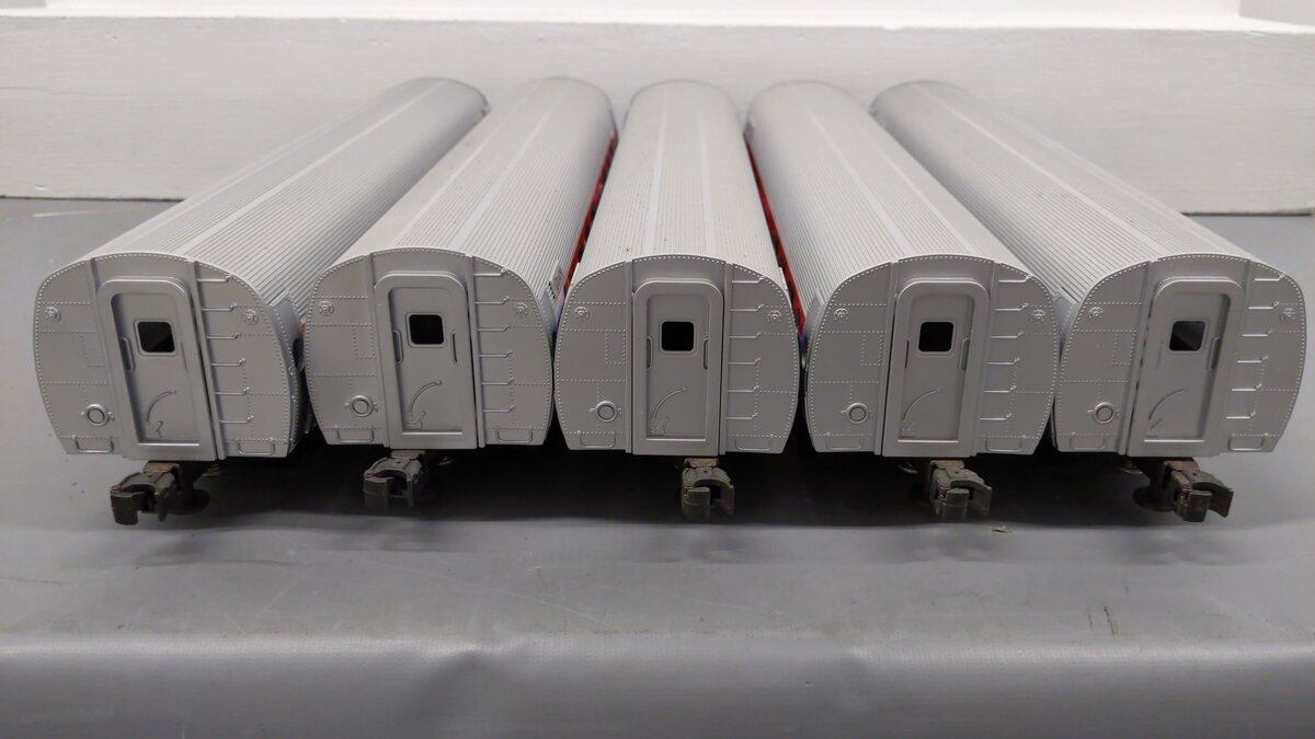 Williams O Amtrak Metro-Liner Passenger Car Set 880, 881, 882, 883, 884 (5) EX/Box