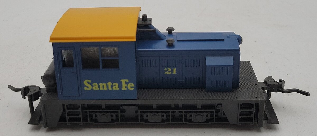 Atlas 6121 O Scale Santa Fe WDT Industrail Switcher (2 Rail) LN/Box