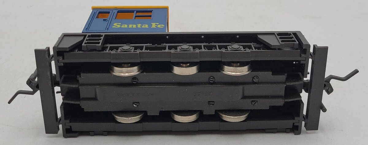 Atlas 6121 O Scale Santa Fe WDT Industrail Switcher (2 Rail) LN/Box