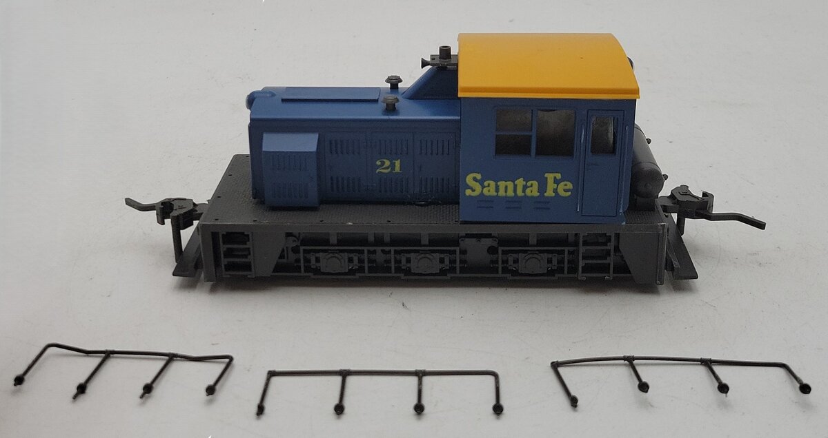 Atlas 6121 O Scale Santa Fe WDT Industrail Switcher (2 Rail) LN/Box