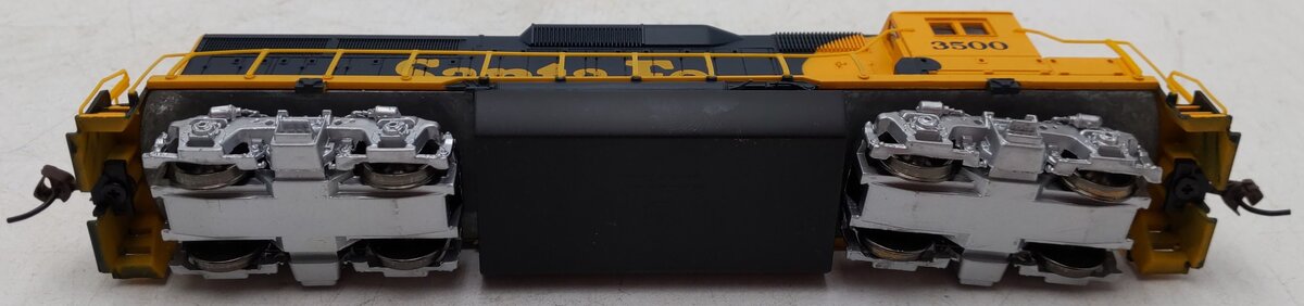 Bachmann 63502 HO Scale Santa Fe EMD GP 40 Diesel Locomotive #3500 EX/Box