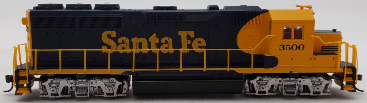 Bachmann 63502 HO Scale Santa Fe EMD GP 40 Diesel Locomotive #3500 EX/Box