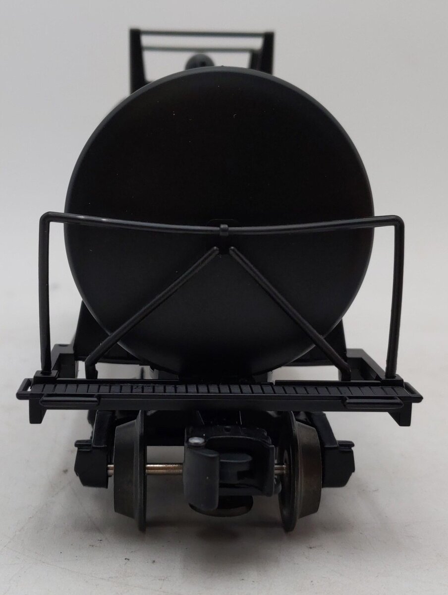 Lionel 6-17916 O Gauge Chicago Burlington & Quincy Unibody Tank Car EX/Box