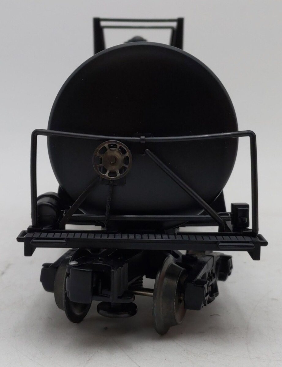 Lionel 6-17916 O Gauge Chicago Burlington & Quincy Unibody Tank Car EX/Box