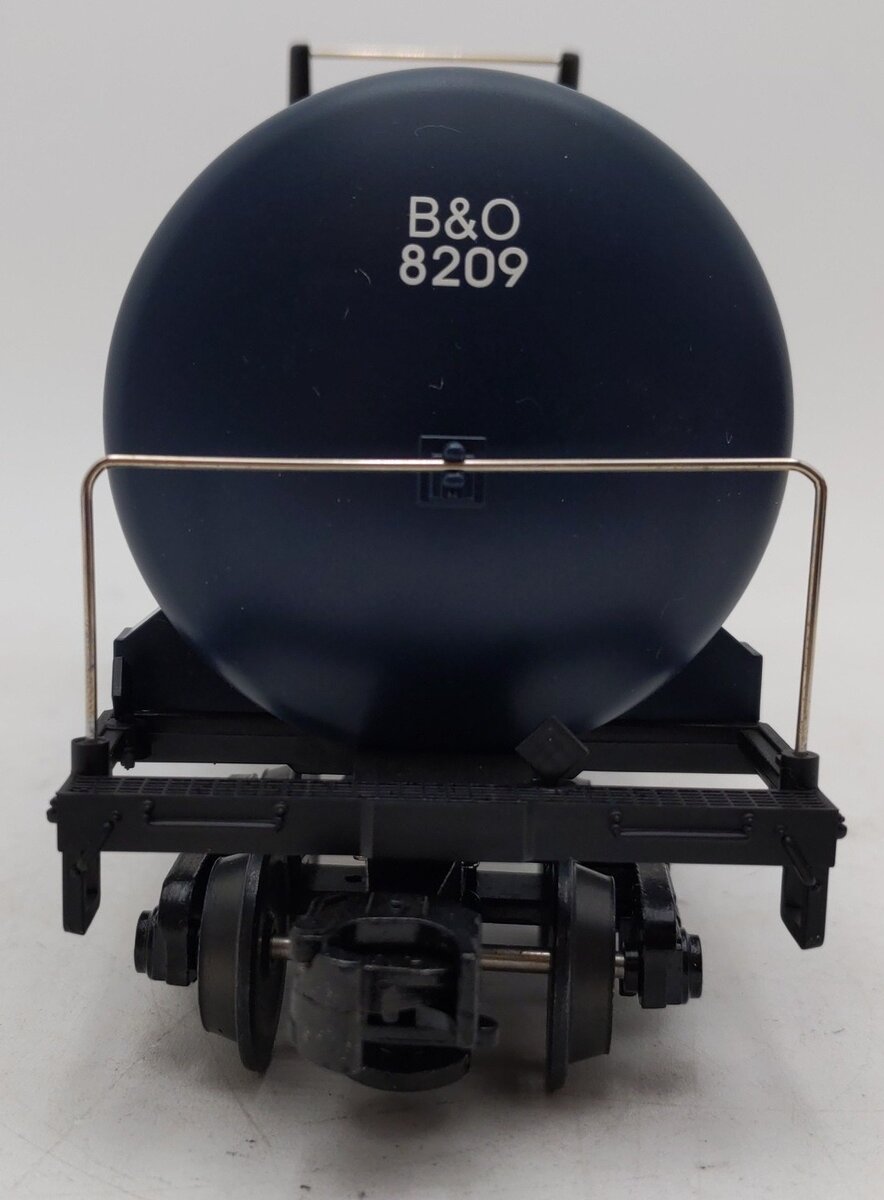 MTH 20-92007 O Gauge Chessie Tank Car #8209 EX/Box