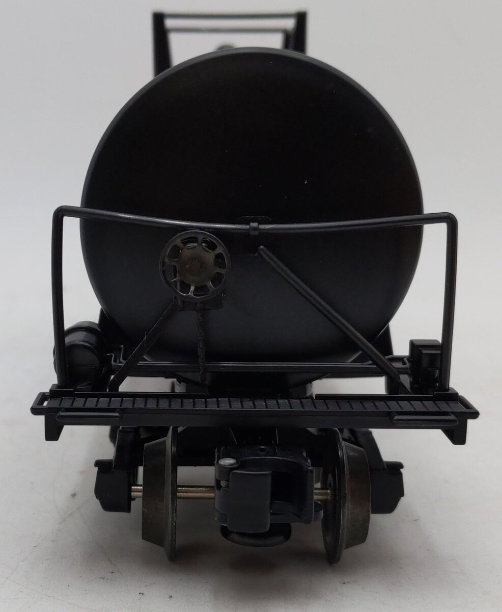 Lionel 6-17916 O Gauge Chicago Burlington & Quincy Unibody Tank Car EX/Box
