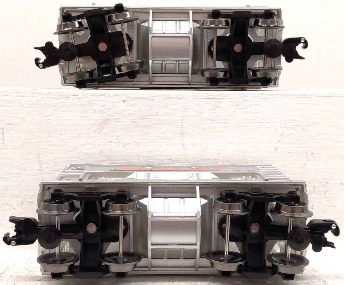Menards 275-9155 O Gauge BNSF Ore Cars (2 Pack) #2483 and #2484 EX/Box