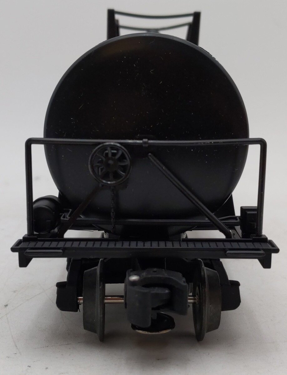 Lionel 6-17900 O Gauge Santa Fe Unibody Single Dome Tank Car #17900 EX/Box