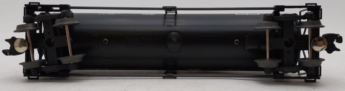 Lionel 6-17900 O Gauge Santa Fe Unibody Single Dome Tank Car #17900 EX/Box