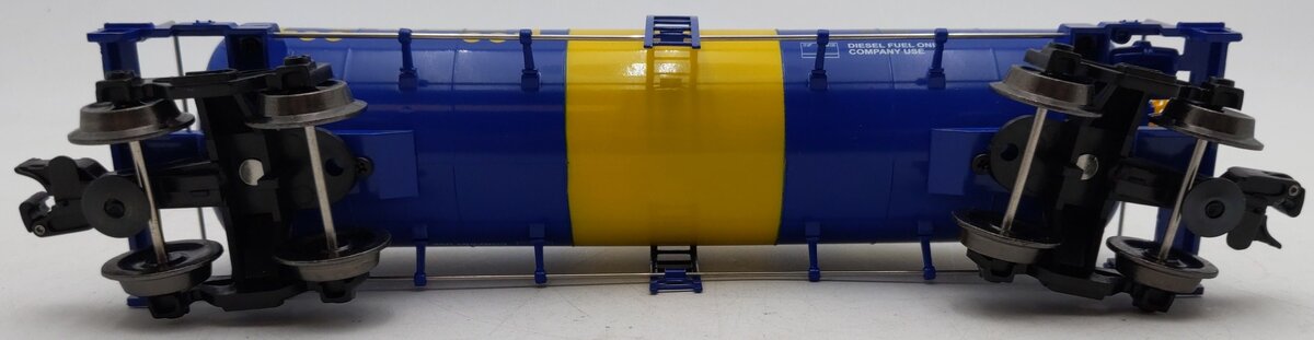 Menards 279-6732 O Gauge CSX Tanker Car #2687 EX/Box
