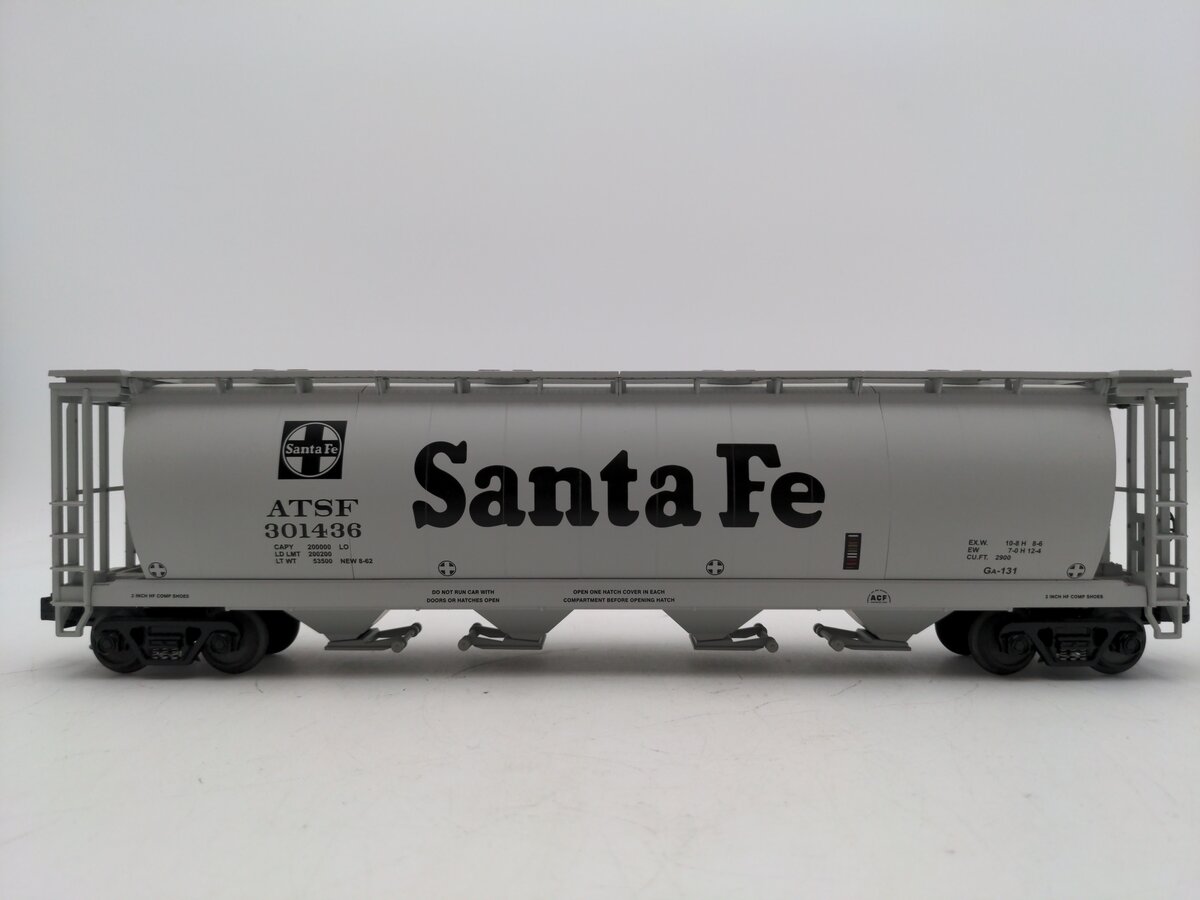 MTH 20-97421 O Gauge Santa Fe 4-Bay Cylindrical Hopper Car #301436 EX