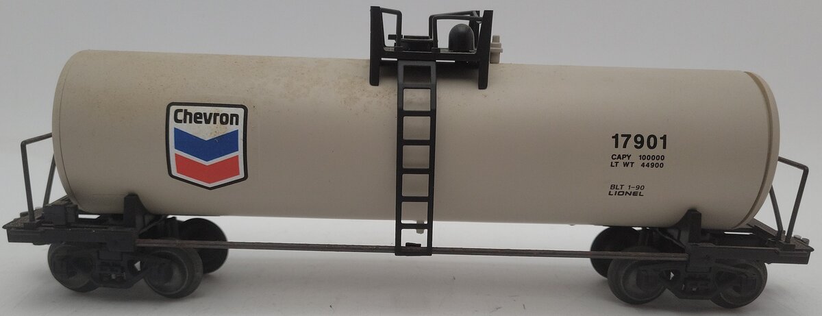 Lionel 6-17901 O Gauge Chevron Uni-body Tank Car/Box