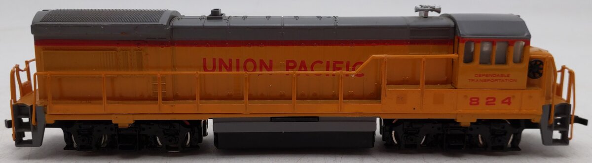 Bachmann 0625 HO Union Pacific GE U36B Diesel Locomotive #824 VG/Box