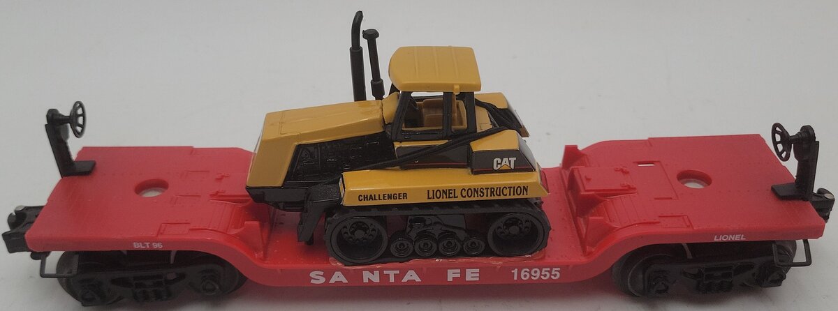 Lionel 6-16955 O Gauge Santa Fe Flatcar with Ertl Challenger EX/Box