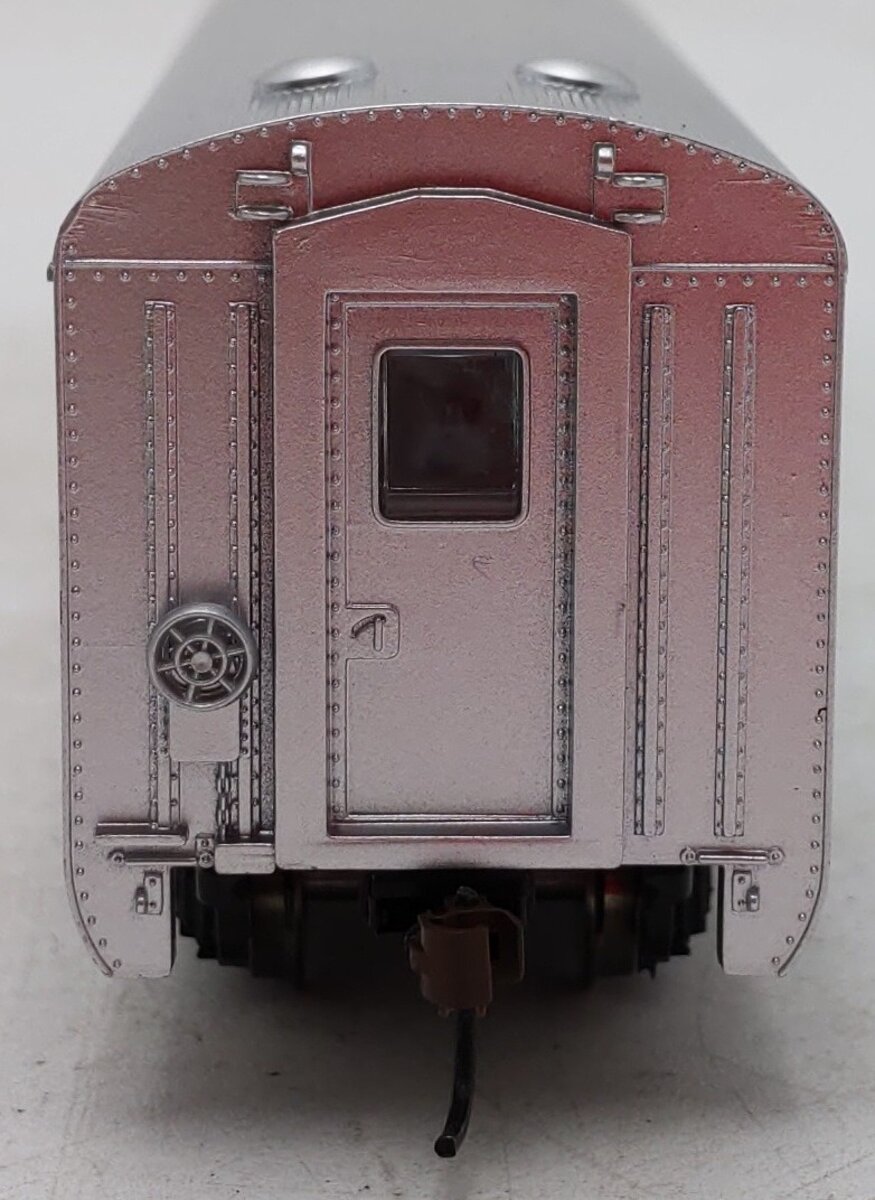 Athearn 7904 HO Scale Amtrak Phase IV RTR Streamlined Coach #7600 EX/Box