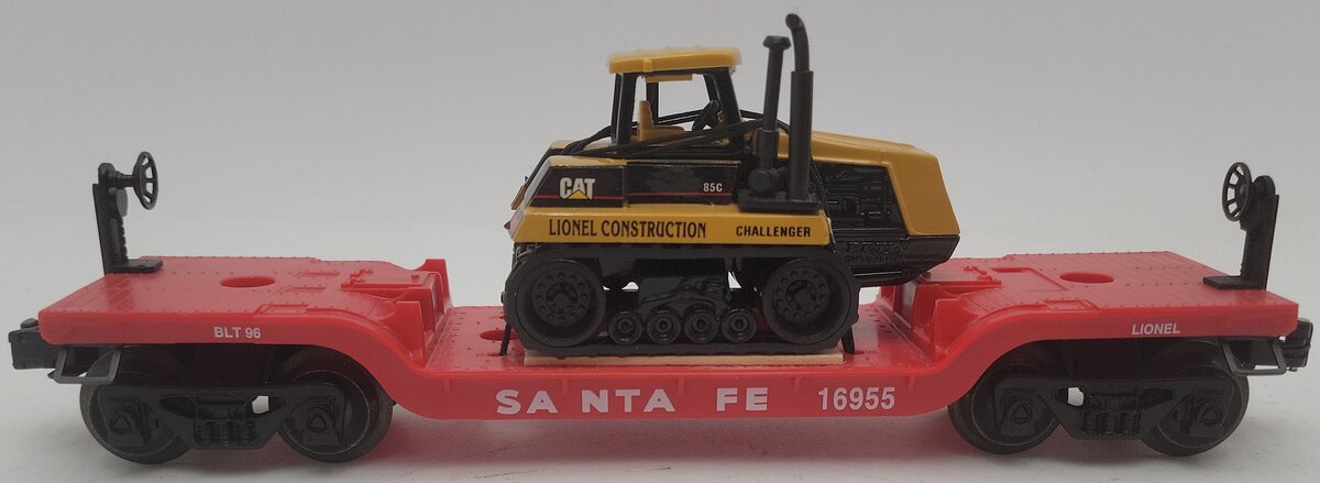 Lionel 6-16955 O Gauge Santa Fe Flatcar with Ertl Challenger EX/Box