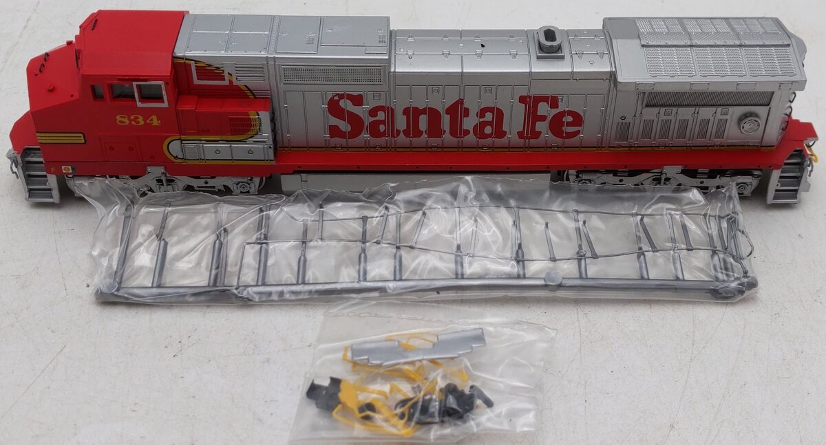 Spectrum 86006 HO Scale Santa Fe GE Dash 8-40CW Diesel Locomotive #834 EX/Box