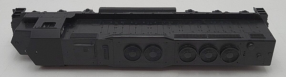 Athearn 4120 HO Scale SDP40 Undecorated Non-Powered Diesel Locomotive EX/Box