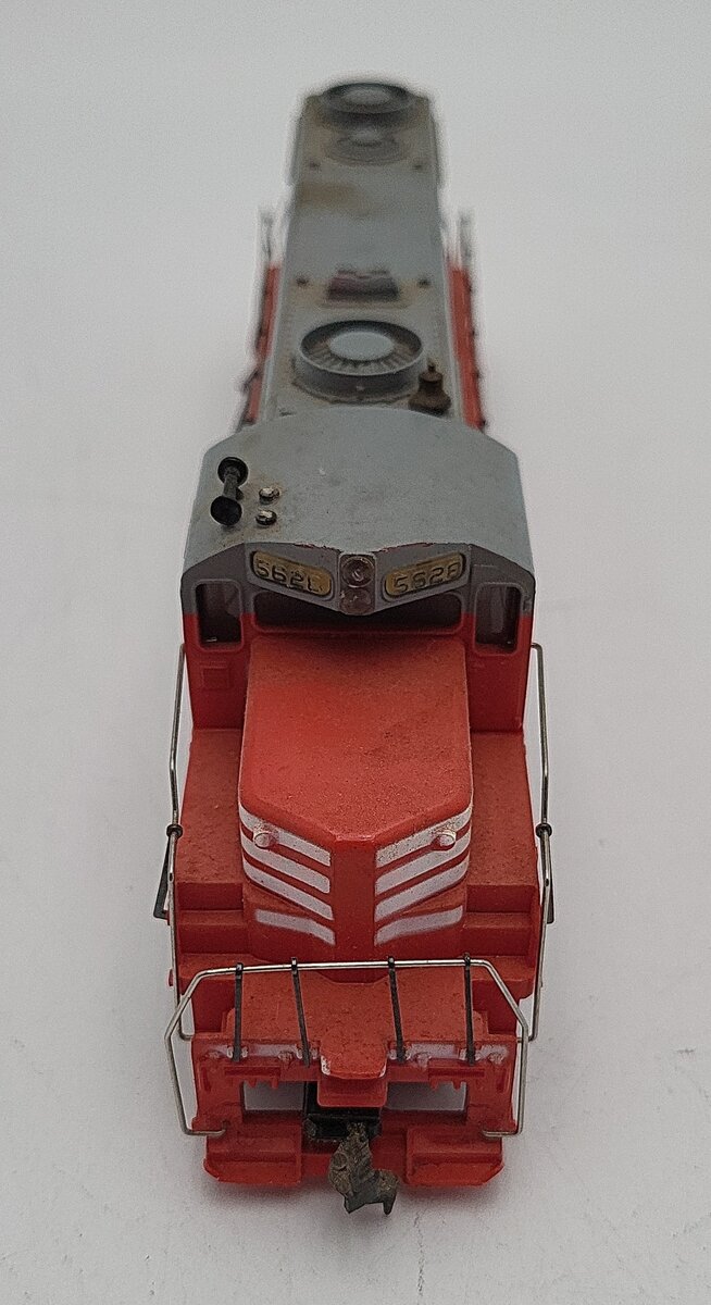Tyco 228A HO Burlington GP-20 Diesel Locomotive #5628 VG