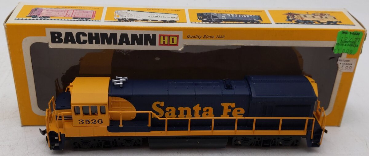 Bachmann 0622 HO Scale Atchison Topeka Santa Fe Diesel Locomotive #3526/Box