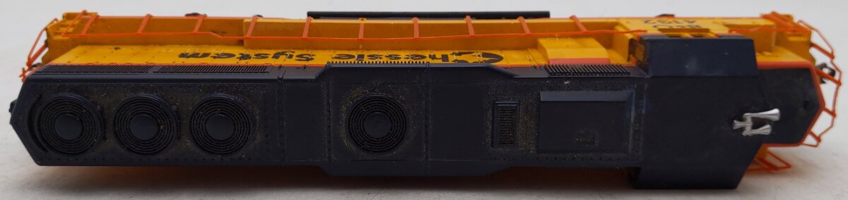Bachmann 63509 HO Chessie GP40 Diesel Locomotive #4132 VG