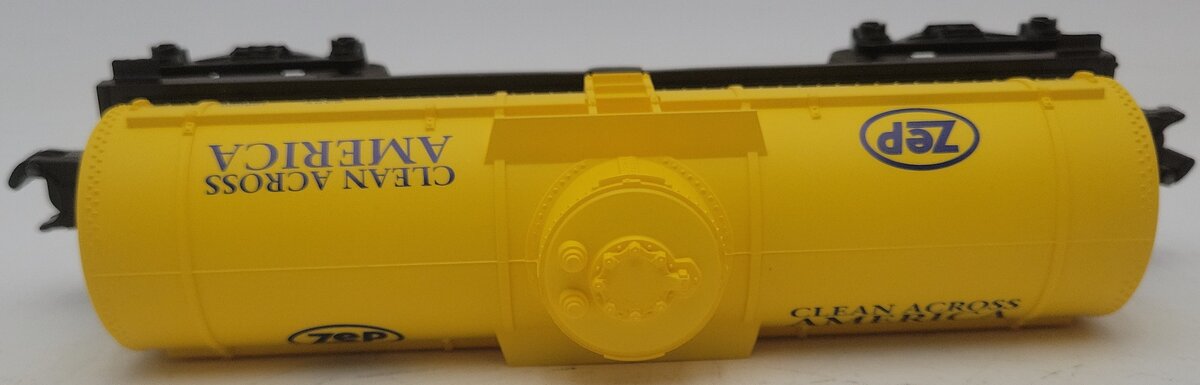 Lionel 6-16149 O Gauge ZEP Chemical Single Dome Tank Car EX/Box