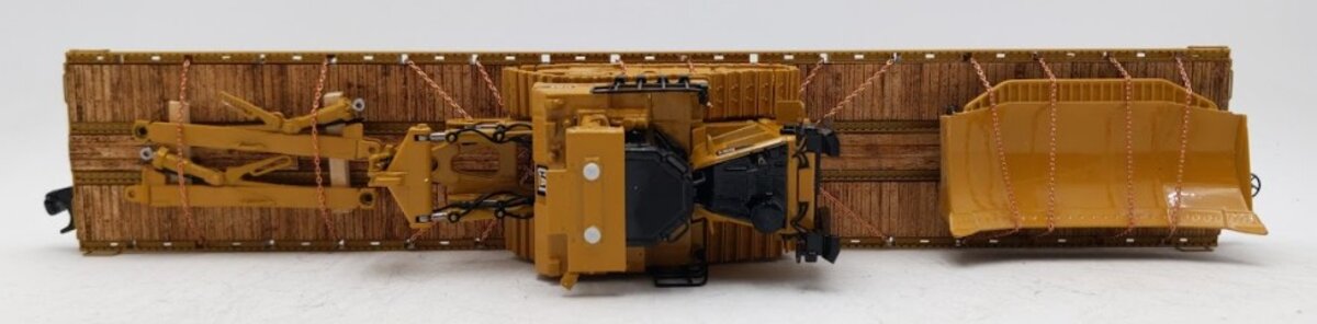MTH 20-92142C O Gauge TTX 60' Flat Car w/ CATERPILLAR D9T Bulldozer LN/Box