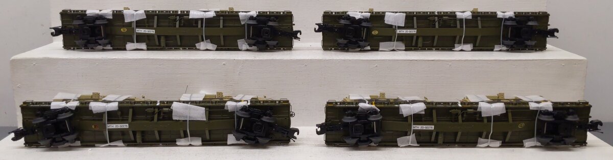 MTH 20-92276 O Gauge U.S. Army 4-Car 60' Flat Car Set w/(2) Stryker Vehicles LN/Box