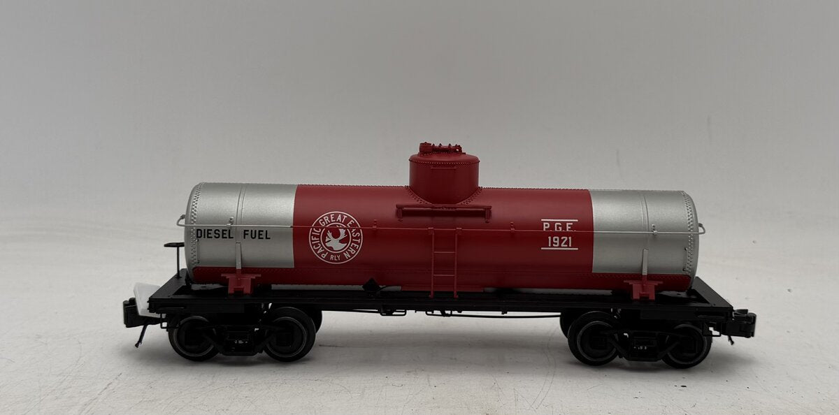 Atlas 3003845-1 O Pacific Great Eastern 8,000 Gallon Tank Car #1921 (3-Rail) LN/Box