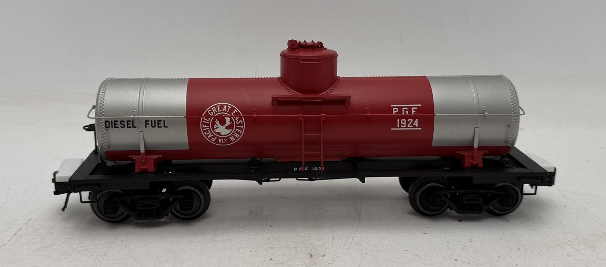 Atlas 3003845-2 O Pacific Great Eastern 8,000 Gallon Tank Car #1924 (3-Rail) EX/Box