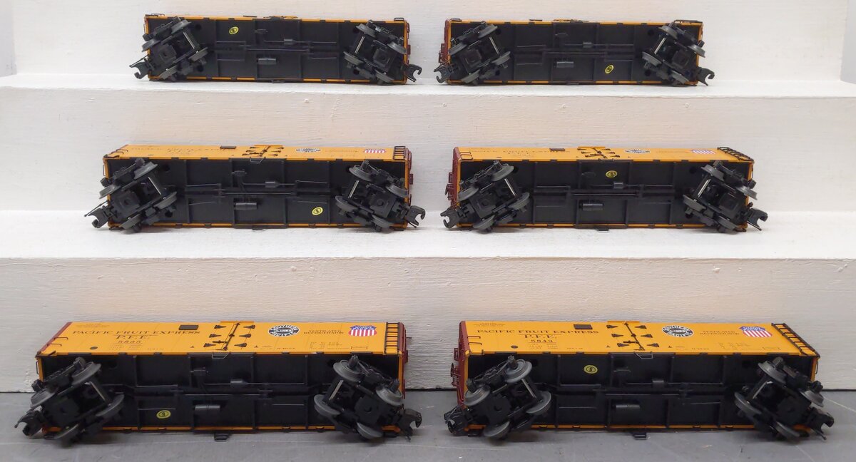 MTH 20-92110 O Gauge Pacific Fruit Express 40' Steel Sided Reefers (Set of 6) LN/Box