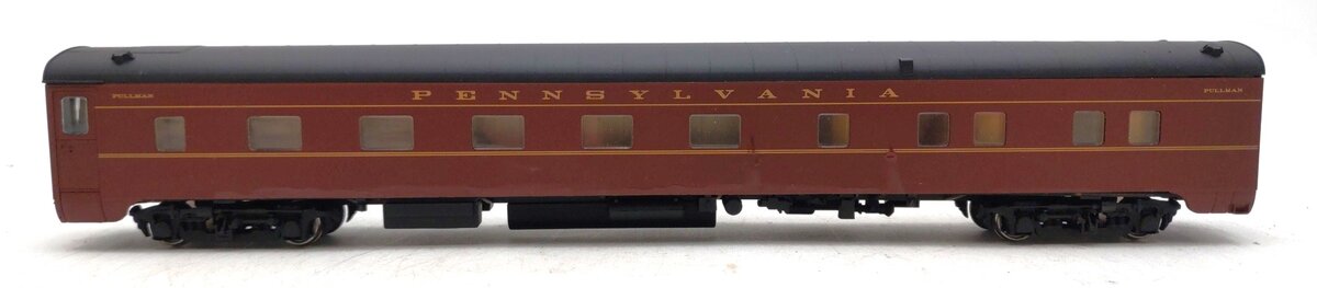 Walthers 932-6727 HO Pennsylvania Pullman-Standard 6-6-4 Sleeper Car EX/Box