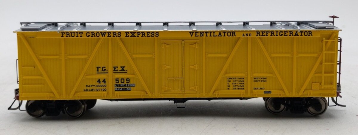 Rapido Trains 177203A HO Fruit Growers Express R7 Reefer #44509 LN/Box