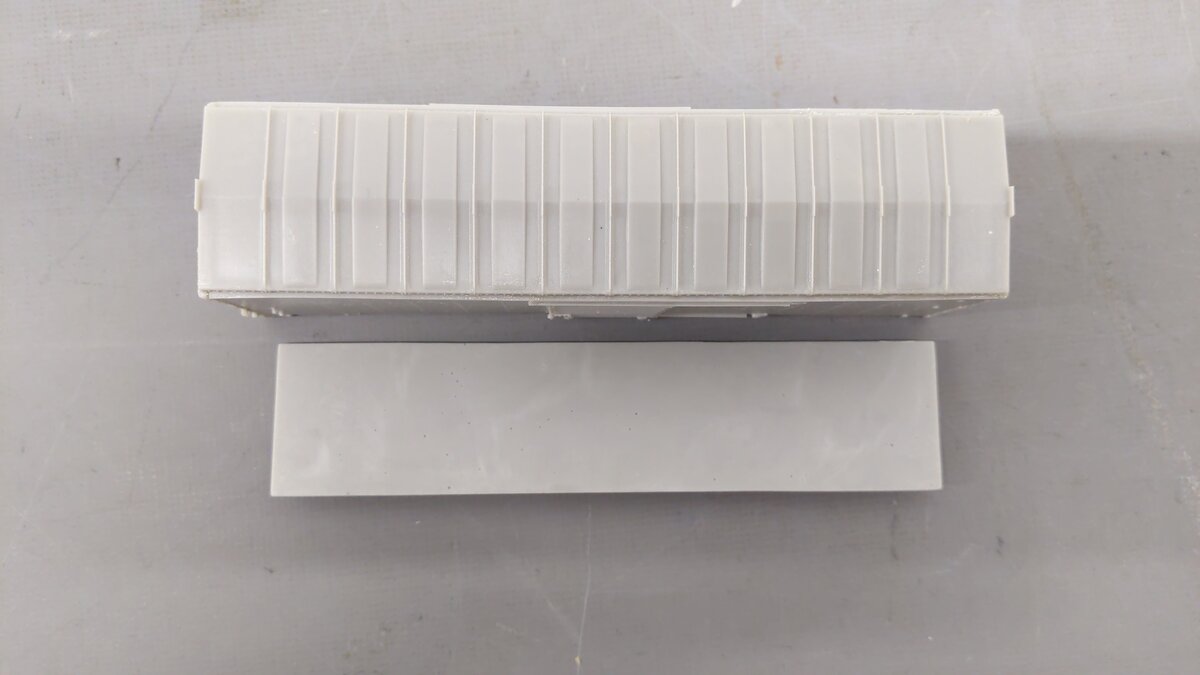 Sunshine Models 63.4 HO Chesapeake & Ohio 10' Aluminum Boxcar Kit-Assembled EX/Box