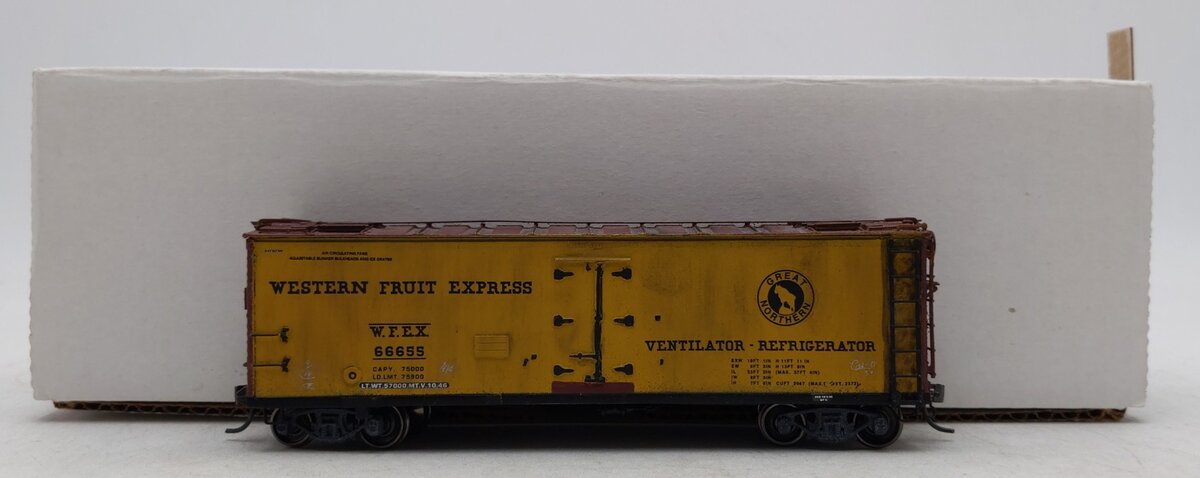 Sunshine 34.25 HO Scale WFEX Postwar Steel Reefer Kit-Assembled/Weathered/Box