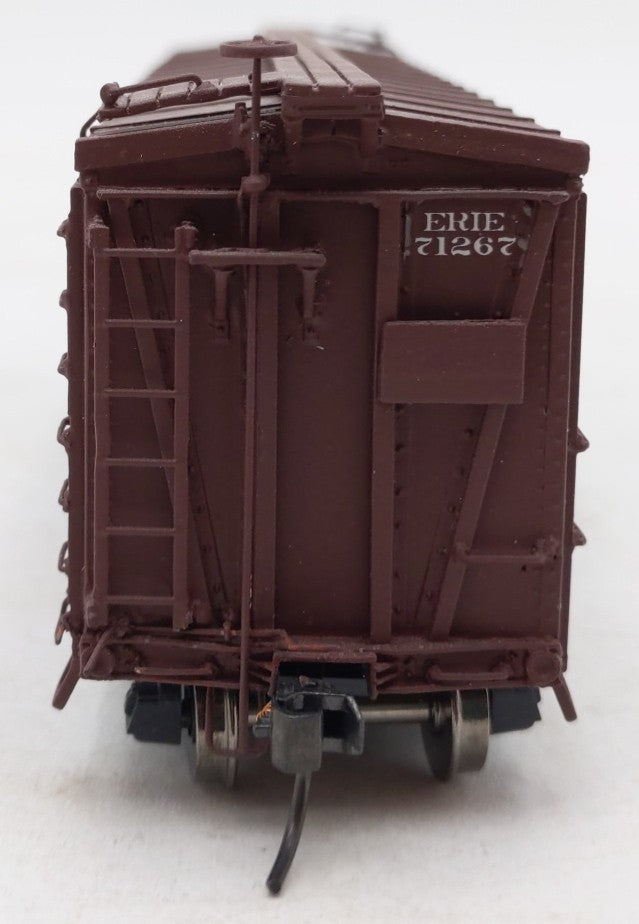 Speedwitch 121.1 HO Erie 70000 Series Rebuilt Steel Boxcar Kit-Assembled/Box
