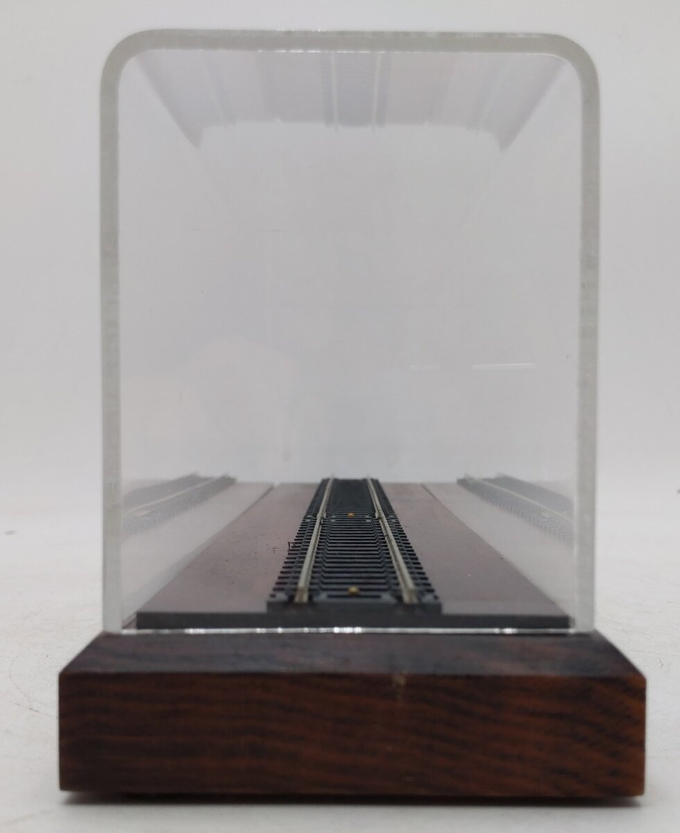 Mantua HO Scale "The President Adams" Display Case EX