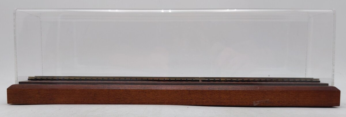 Mantua HO Scale "The President Adams" Display Case EX
