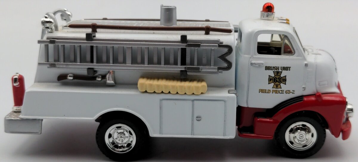 Matchbox YYM37631 1:43 Models of Yesteryear 1948 GMC C.O.E. Tanker/Pumper LN/Box