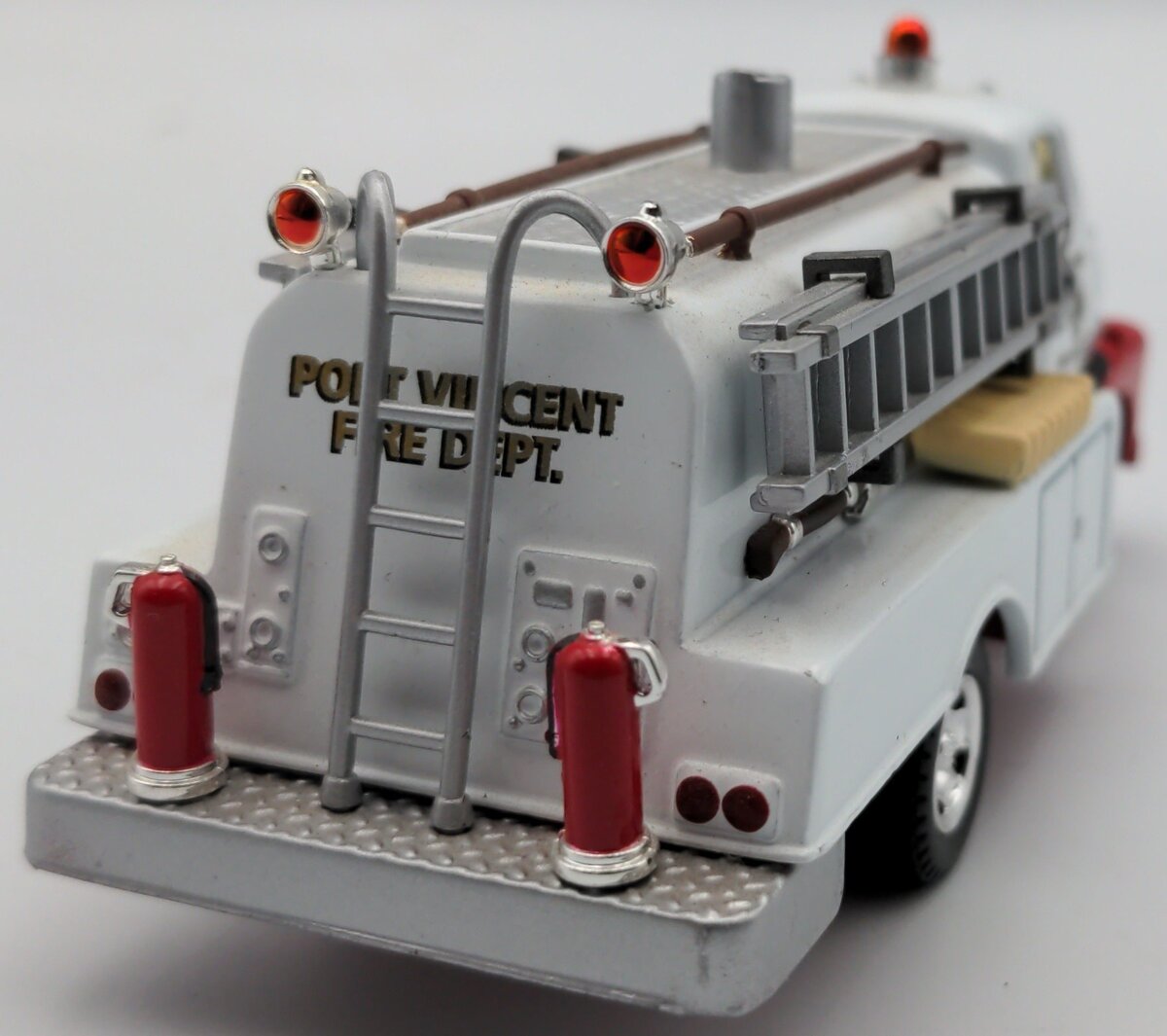 Matchbox YYM37631 1:43 Models of Yesteryear 1948 GMC C.O.E. Tanker/Pumper LN/Box