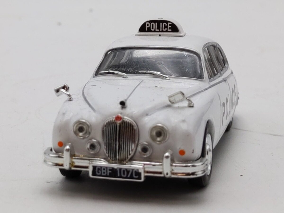Atlas Editions 1:43 Scale Jaguar MK II Bedfordshire Police Best of Police Cars LN/Box