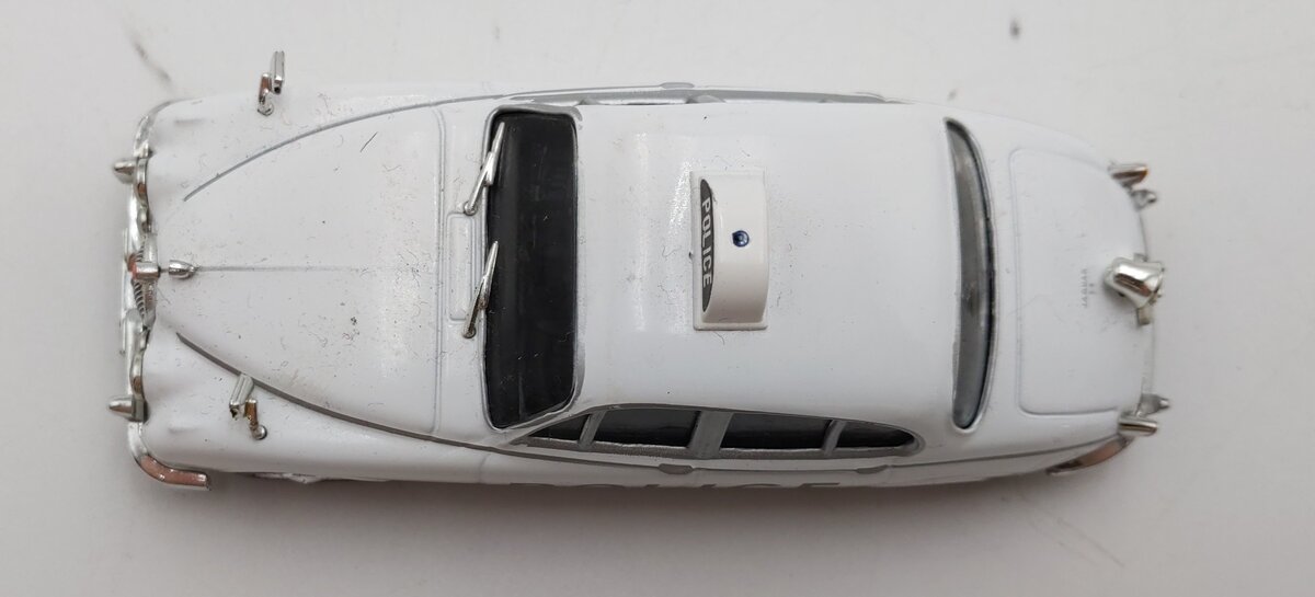 Atlas Editions 1:43 Scale Jaguar MK II Bedfordshire Police Best of Police Cars LN/Box